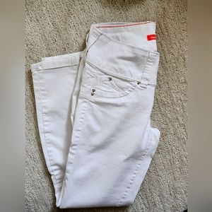 White stretchy jeans